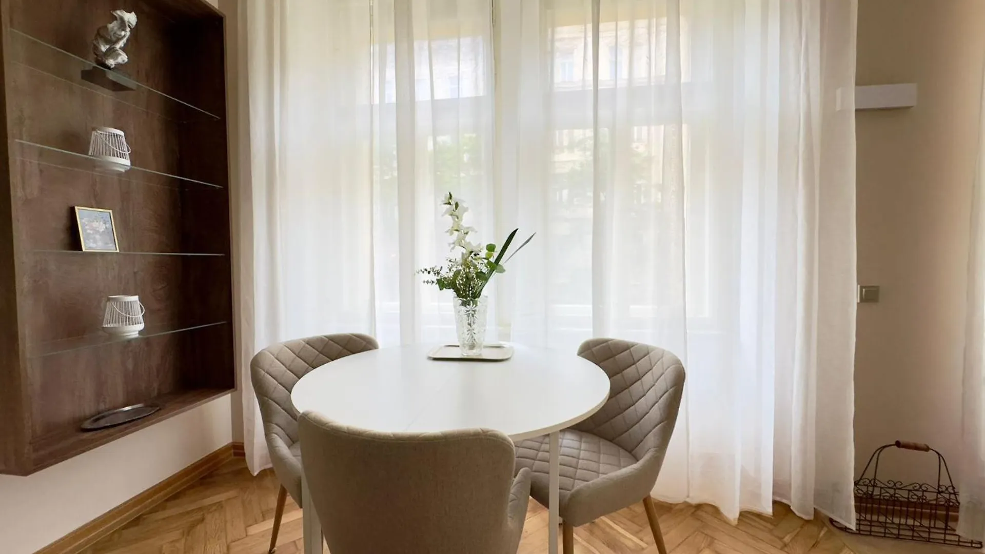 Royal Crown Apartment Prague